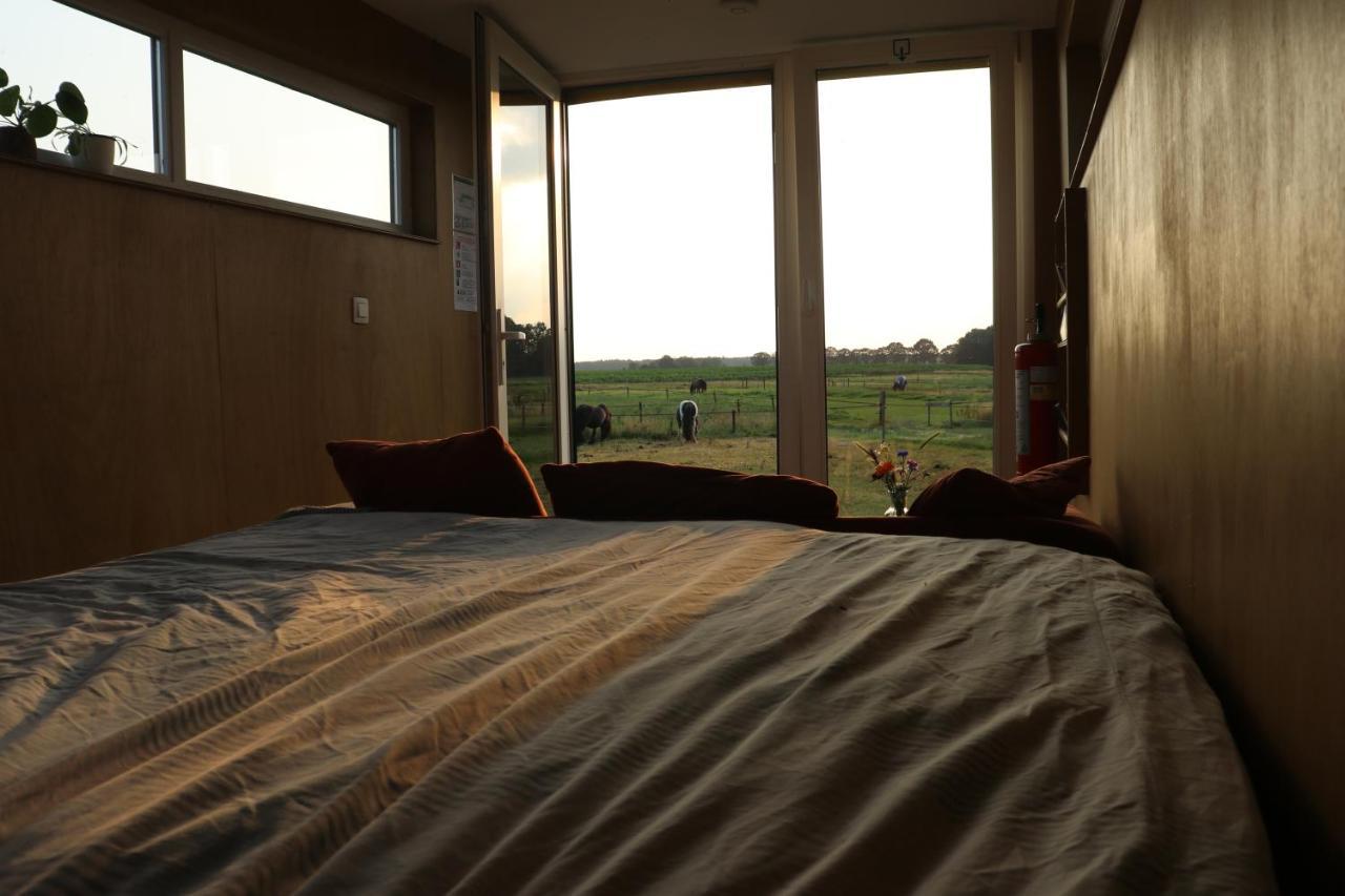 ホテル Slapen Tussen De Paarden Essen エクステリア 写真